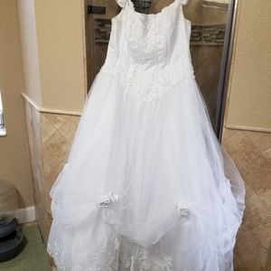 wedding dress